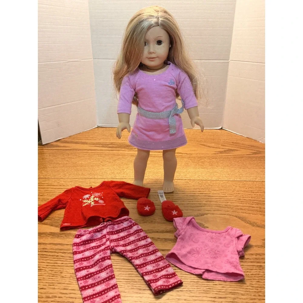 American Girl Truly Me Doll 24 Blonde Hair Christmas PJ lilac meet dress